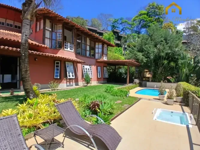 Seu refúgio na serra te espera - Casa para locação em Itaipava - Cond. Vargem Alegre KM 58