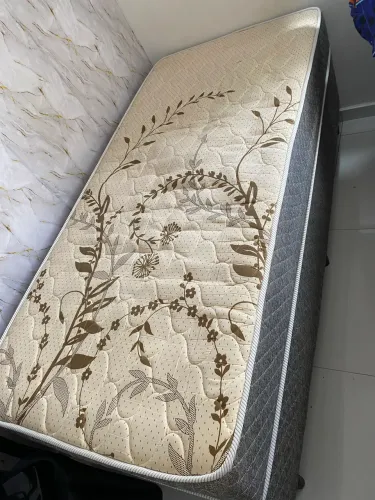 Cama de solteiro molas ensacadas