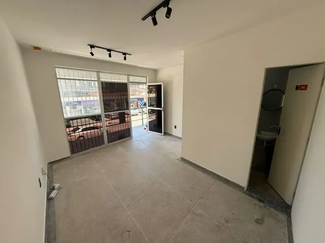 Sala Comercial à Venda em Manaíra  Excelente Localização!