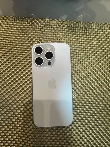 iPhone 16 PRO com 256 GB