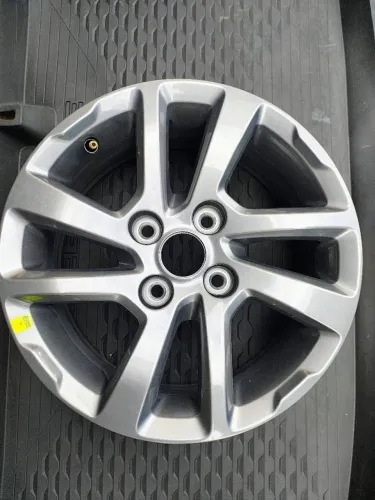 Roda Ford ka freestyle