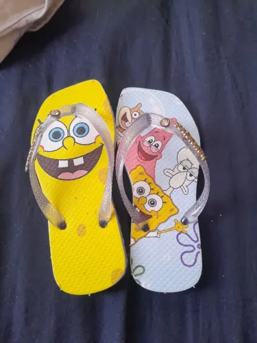 Chinelo infantil bob esponja tamanho 25/26
