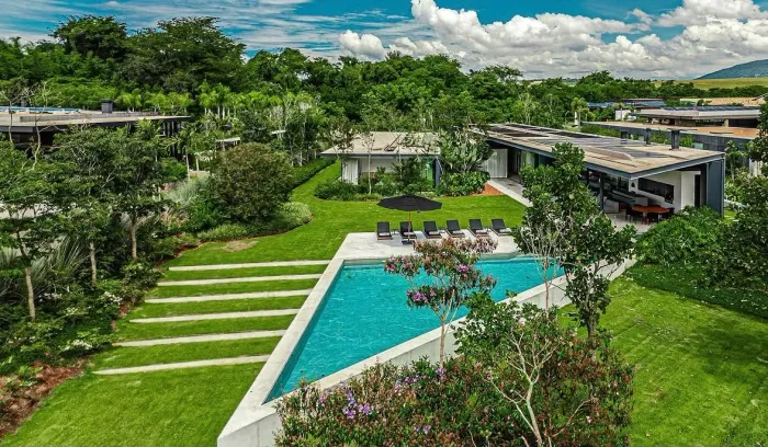 Casa para Venda em Porto Feliz, Tupinambá, 6 dormitórios, 6 suítes, 8 banheiros, 9 vagas