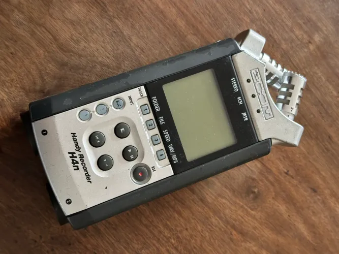 Zoom H4N