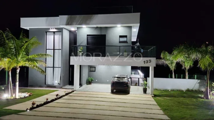 Sobrado em Condomínio Alto Padrão para venda e locação.