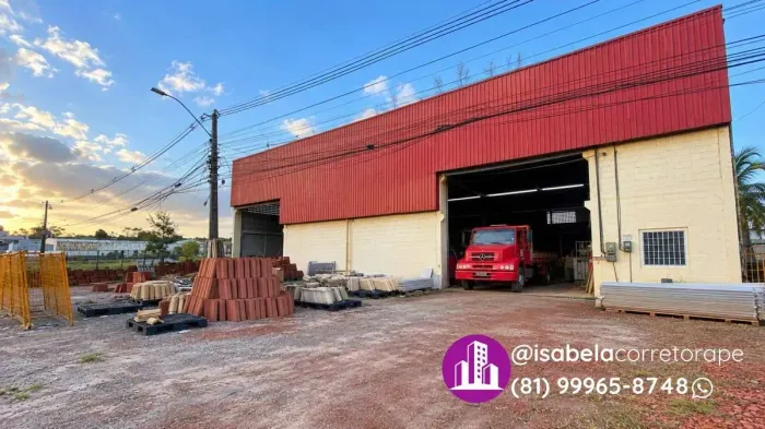 Galpão em localização estratégica no Cabo de Santo Agostinho, em frente ao Shopping Costa 