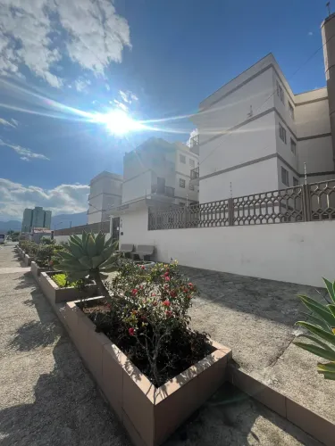 Imóvel para venda possui 45 metros quadrados com 1 quarto em Indaiá - Caraguatatuba - SP