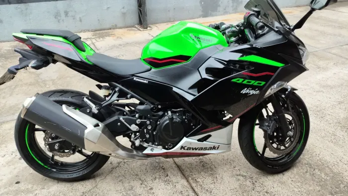KAWASAKI NINJA 400