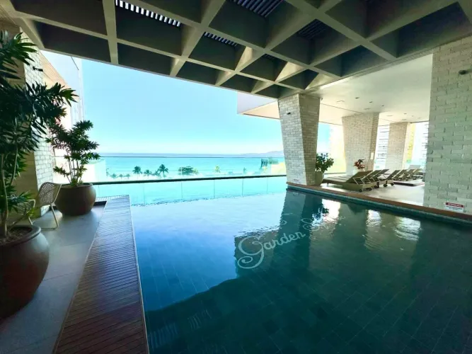 Apartamento quatro suítes com linda vista mar altíssimo padrão Itapema