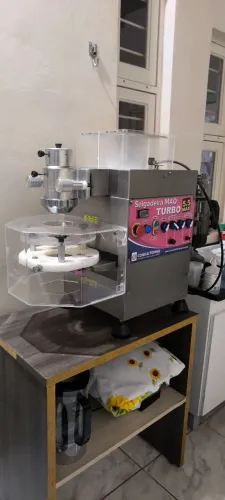 Mini fábrica de salgados 