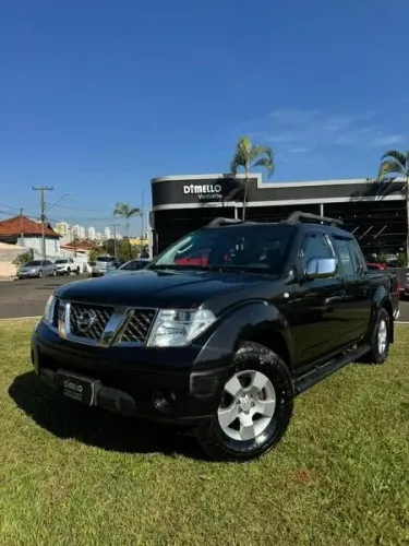 Nissan Frontier LE Attack CD 4X4 2.5 TB Die.aut 2013