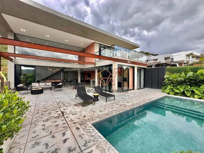 Casa com 5 dormitórios à venda, 585 m² por R$ 11.800.000,00 - Vale dos Cristais - Nova Lim