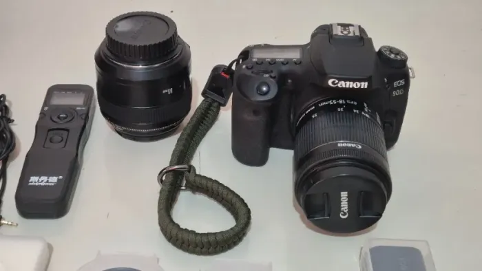 Canon 90D IMPECÁVEL
