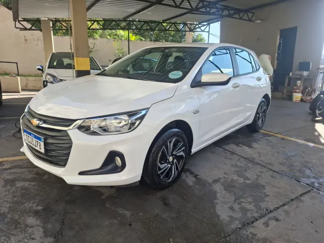 Chevrolet Onix Hatch LT 1.0 12V Flex Mec. 4P 2025
