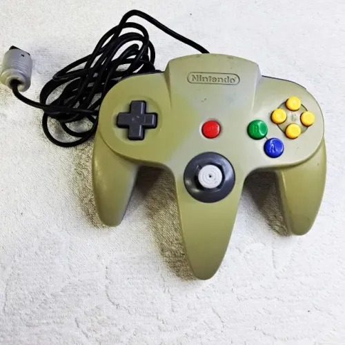 Controle Nintendo 64 Cinza Amarelado Original Ótimo - Analógico muito bom