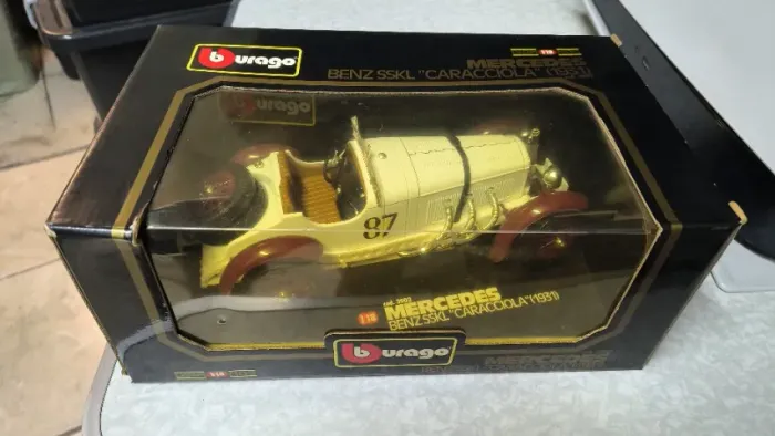Mercedes Benz "Caracciola" 1931 Burago Die Cast Diamonds - Lacrado