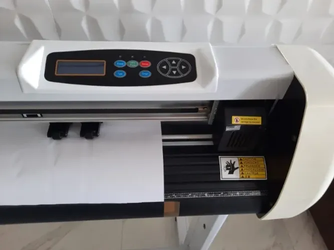 Plotter de Recorter  1351HE -Excelente Oportunidade!