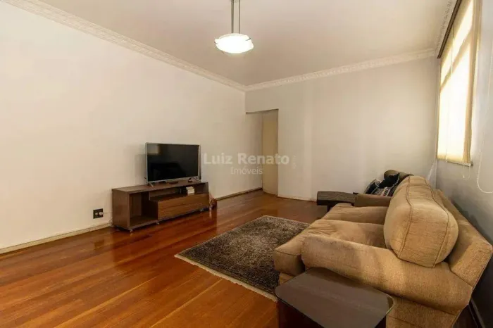 Apartamento à venda no bairro Lourdes