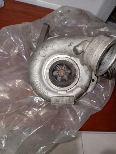Turbina garret em ótimo estado