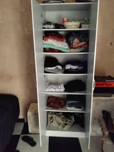 Armário de roupas