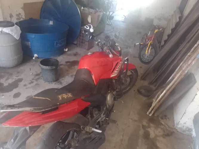 Vendo moto fazer 250
