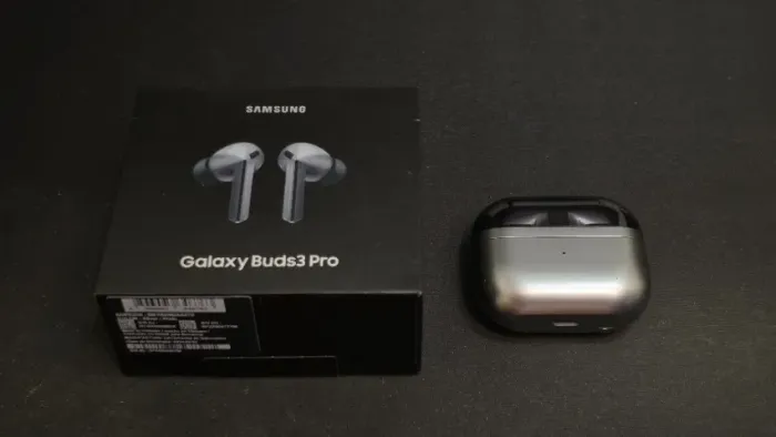 Samsung Galaxy Buds3 Pro Usado Original com Case
