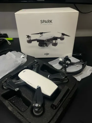 DJI Spark Fly More Combo - Completo | 2 Baterias + Controle