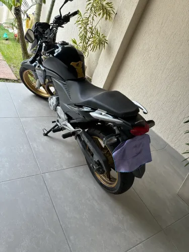 Cb 300 2014/2015 preta
