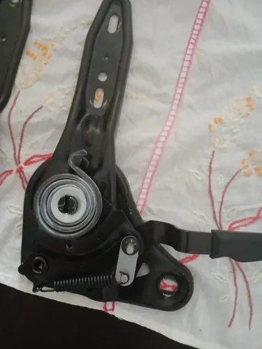 SUPORTE METALICO LATERAL ESQ E DIR CADEIRA GAMER MX 15 MYMAX