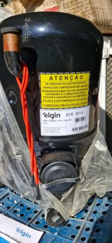 Compressor para Refrigeração  Elgin - ECB 2511J - 380V -Sem Uso
