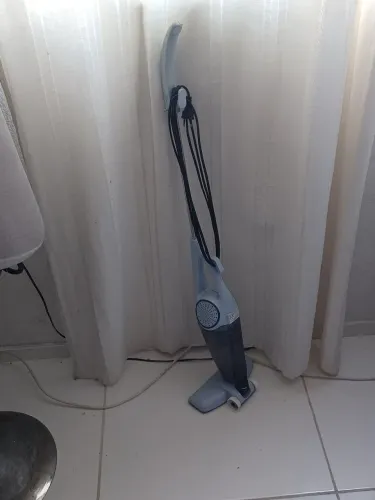 Aspirador de Pó Black+Decker AV12-BR