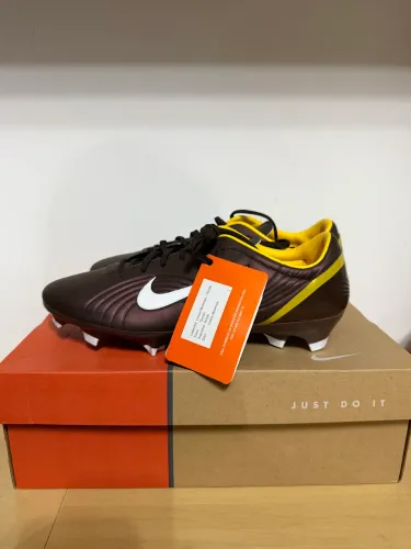Vendo Mercurial CR7 