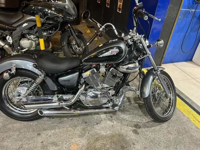 Virago 250-100% cromada pronta para rodar