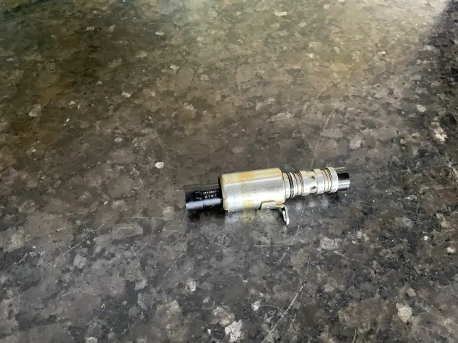 Válvula solenoide pressão de óleo cabeçote Cherry tiggo 1.6 tgdi 