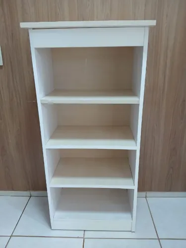 Armário Claro em Mdf