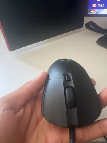 Logitech G403 HERO RGB - Mouse Gamer com Sensor HERO