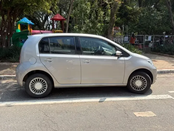 Volkswagen Up! Move 1.0 TSI Total Flex 12V 5P 2017