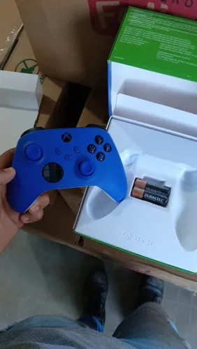 Vendo controle Xbox sires S novinho, + nota fiscal