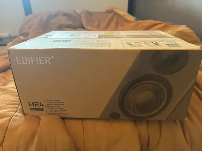 Monitores de Áudio Edifier MR4