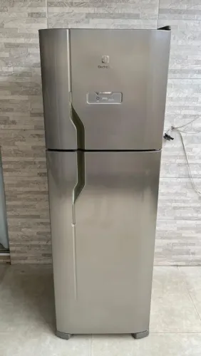Geladeira Electrolux dfn41