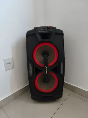 Caixa de som via bluetooth 