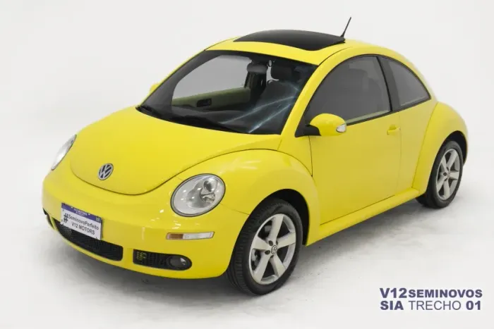 Volkswagen New Beetle 2.0 MI Mec./aut. 2010