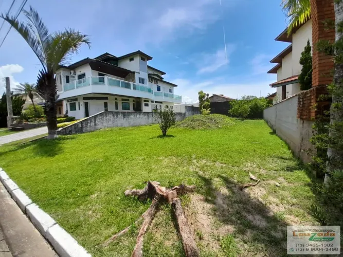 Terreno a Venda no bairro Condominio Bougainville em Peruíbe/SP
