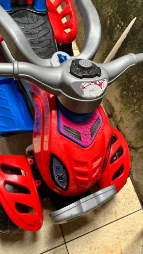 Carro de passeio infantil