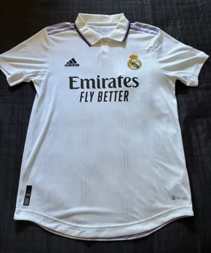 Camisa Real Madrid Adidas 2022/33 Modelo Jogador