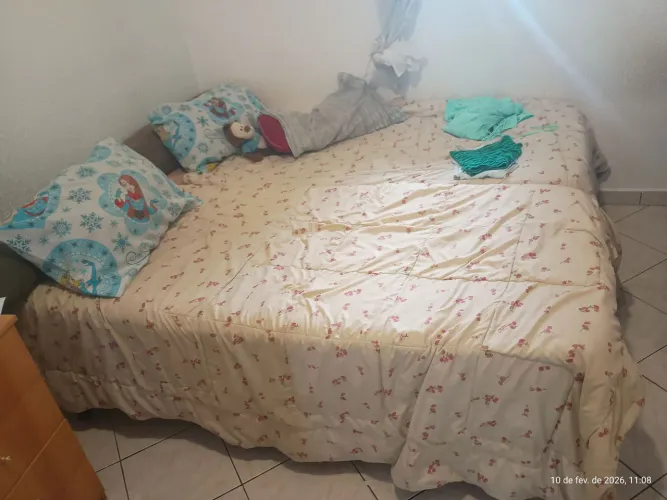 Colchão de solteiro + cama box