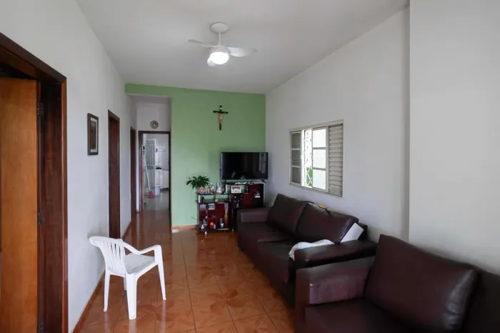 Casa à Venda - Aparecida, 4 Quartos, 200 m2