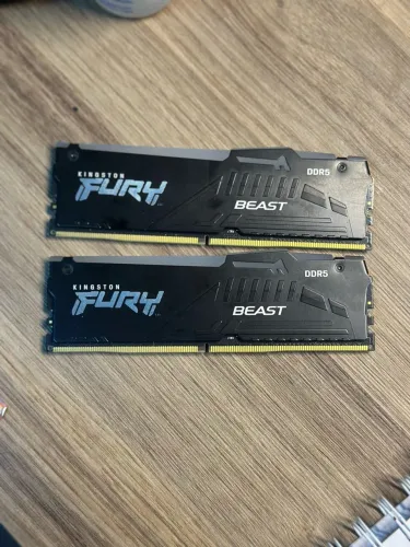 2 x 16 6000mhz Hyperx Fury rgb (NFE e garantia)