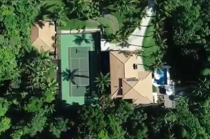 Casa em Condomínio para Venda em Guarujá, Cond. Iporanga, 5 dormitórios, 5 suítes, 6 banhe