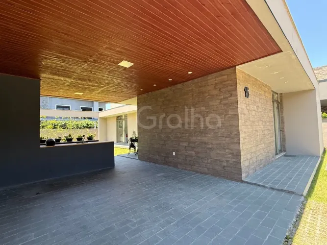 Casa Residencial de 2 dorms no bairro Ratones